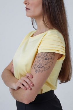 Camisa ou Camisete Feminina Manga Curta e Sem Botões - FOTO 2